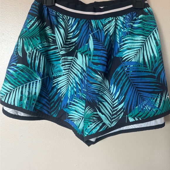 unbranded Pants - EUC Tropical Leaf Print Patterned Women's Shorts L Large